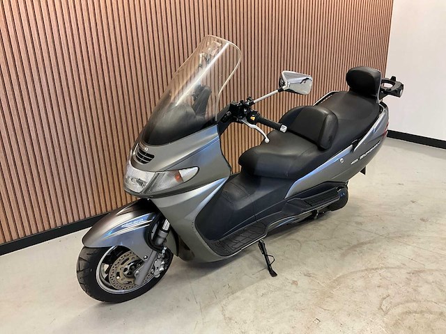 2002 suzuki burgman 400 motorscooter - afbeelding 1 van  11