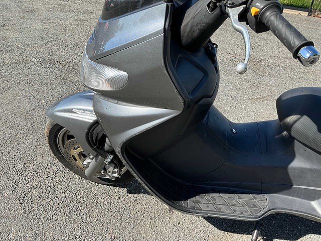 2002 suzuki burgman 400 motorscooter - afbeelding 10 van  19