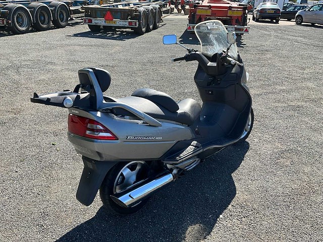 2002 suzuki burgman 400 motorscooter - afbeelding 15 van  19