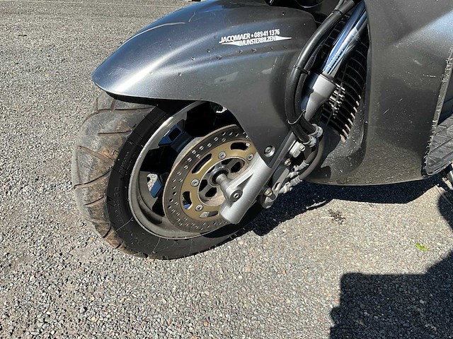 2002 suzuki burgman 400 motorscooter - afbeelding 19 van  19
