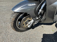 2002 suzuki burgman 400 motorscooter - afbeelding 19 van  19