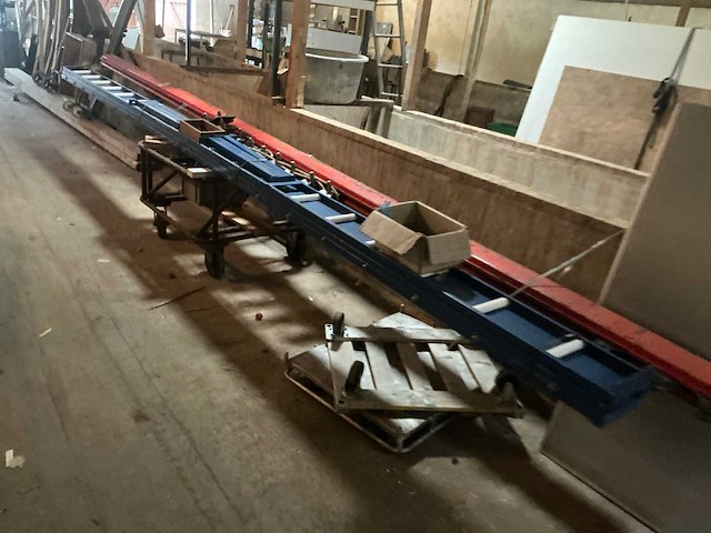 2002 tekna tk123/p afkortcirkelzaagmachine met aan/afvoerrollenbaan - afbeelding 1 van  3