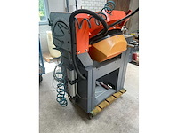 2002 tekna tk123/p afkortcirkelzaagmachine met aan/afvoerrollenbaan - afbeelding 2 van  3