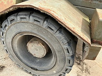 2002 terberg yt180 haakarmvrachtwagen - afbeelding 2 van  22