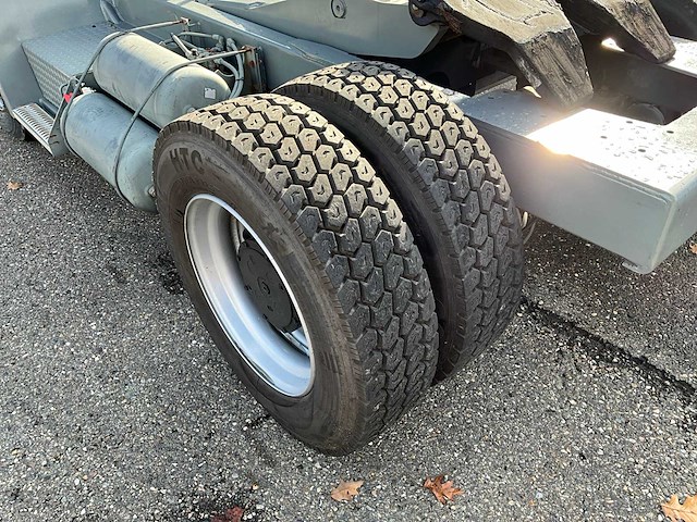 2002 terberg yt220 rangeertrekker - afbeelding 3 van  29