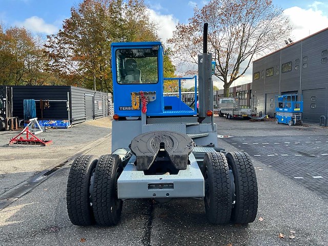 2002 terberg yt220 rangeertrekker - afbeelding 12 van  14