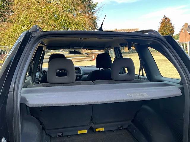2002 toyota rav4 2.0-16v vvt-i luna personenauto 4x4 - afbeelding 8 van  32