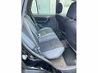 2002 toyota rav4 2.0-16v vvt-i luna personenauto 4x4 - afbeelding 13 van  32