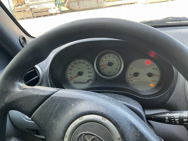 2002 toyota rav4 2.0-16v vvt-i luna personenauto 4x4 - afbeelding 20 van  32
