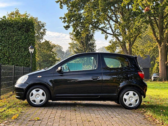 2002 toyota yaris 1.3-16v airco vvt-i yorin personenauto - afbeelding 3 van  8