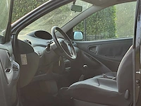 2002 toyota yaris 1.3-16v airco vvt-i yorin personenauto - afbeelding 8 van  8