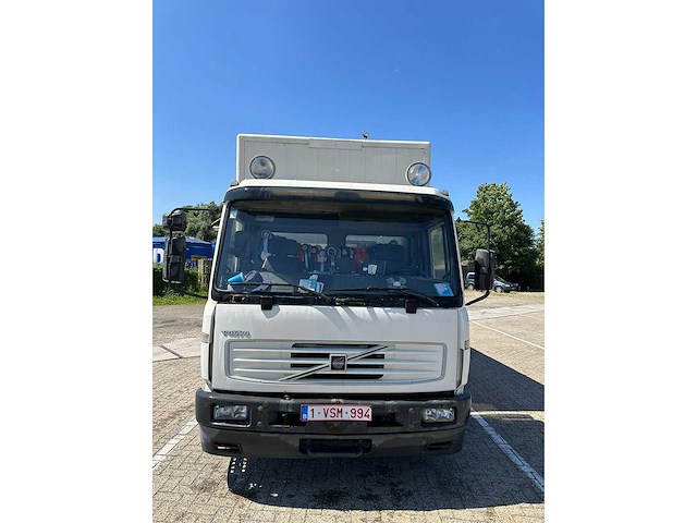 2002 volvo fl220 fl6h42r paardenvrachtwagen - afbeelding 3 van  62