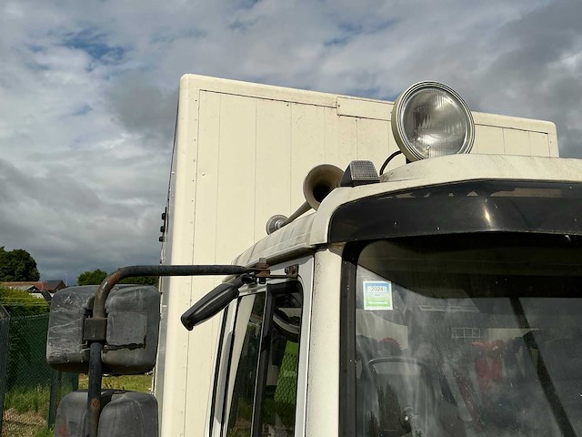 2002 volvo fl220 fl6h42r paardenvrachtwagen - afbeelding 18 van  62