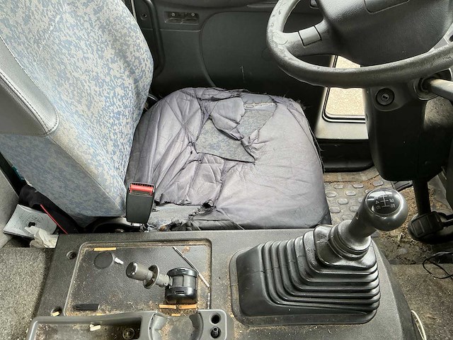 2002 volvo fl220 fl6h42r paardenvrachtwagen - afbeelding 21 van  62