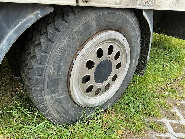 2002 volvo fl220 fl6h42r paardenvrachtwagen - afbeelding 28 van  62