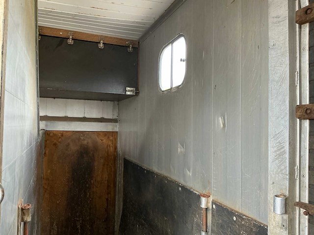 2002 volvo fl220 fl6h42r paardenvrachtwagen - afbeelding 35 van  62