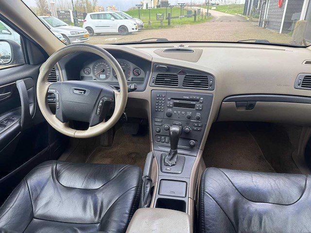 2002 volvo v70 4wd cross country 2.4 t geartr. ocean 15-hx-ls - afbeelding 5 van  24