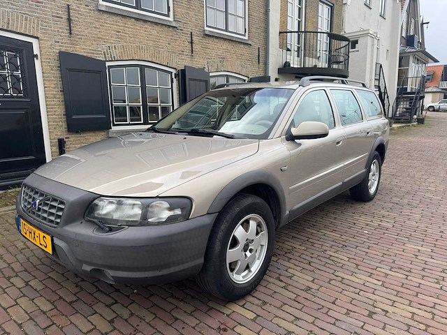 2002 volvo v70 4wd cross country 2.4 t geartr. ocean 15-hx-ls - afbeelding 1 van  9