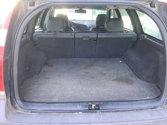 2002 volvo v70 cross country 2.4 t comfort line personenauto - afbeelding 6 van  7
