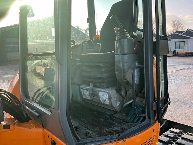 2002 yanmar v1055 rupsgraafmachine - afbeelding 30 van  37