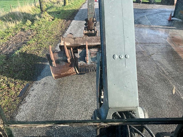 2002 yanmar v1055 rupsgraafmachine - afbeelding 35 van  37