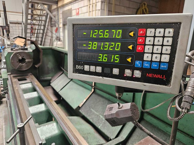 2002 zmm cu 637 dbc3000 universele draaibank - afbeelding 21 van  26