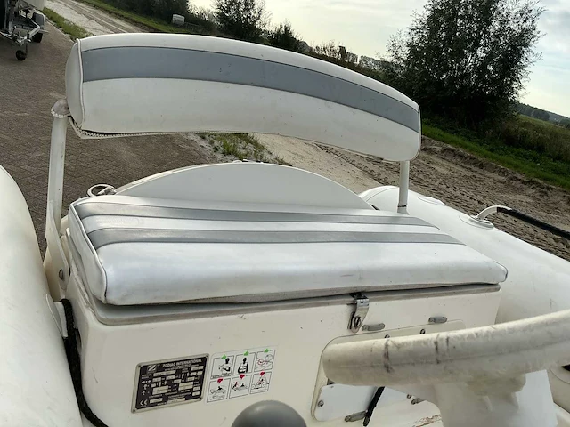 2002 zodiac projet350 jetboot - afbeelding 3 van  21