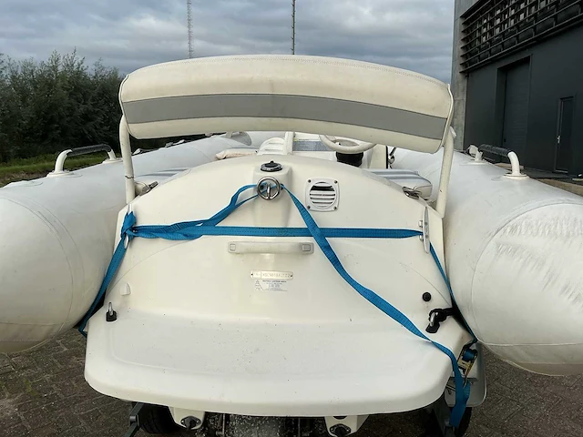 2002 zodiac projet350 jetboot - afbeelding 4 van  21