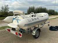 2002 zodiac projet350 jetboot - afbeelding 16 van  21