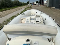 2002 zodiac projet350 jetboot - afbeelding 20 van  21
