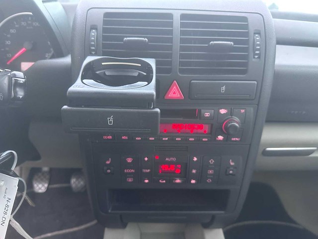 2003 - audi - a2 - 1.6 fsi - n-828-dn - afbeelding 4 van  17