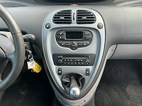 2003 - citroen - xsara picasso - 1.6i différence 2 - personenauto - afbeelding 5 van  6
