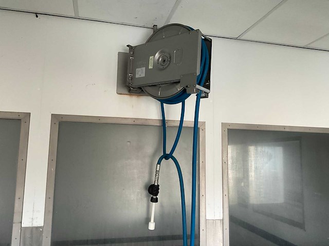 2003 - elpress - eht 15 - rvs haspelinstallatie met slang - afbeelding 1 van  4