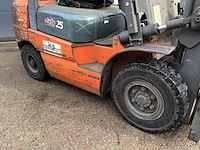 2003 - heli - cpcd25 - vorkheftruck - afbeelding 1 van  5