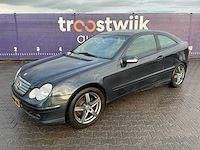 2003 - mercedes-benz - c-klasse sportcoupé - 200 k. - personenauto - afbeelding 1 van  12