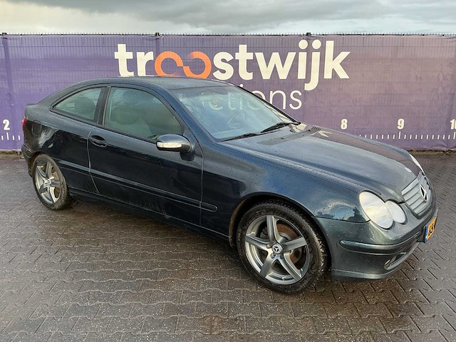 2003 - mercedes-benz - c-klasse sportcoupé - 200 k. - personenauto - afbeelding 2 van  12