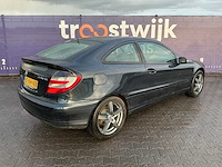 2003 - mercedes-benz - c-klasse sportcoupé - 200 k. - personenauto - afbeelding 4 van  12