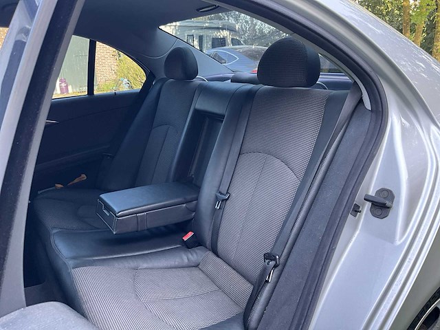 2003 - mercedes-benz - e-klasse - 320 cdi avantgarde - personenauto - afbeelding 14 van  30