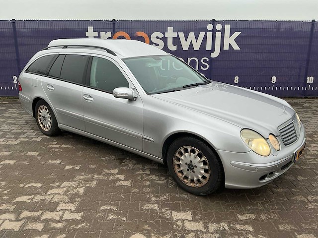 2003 - mercedes-benz e 220 cdi - bedrijfswagen - afbeelding 4 van  5