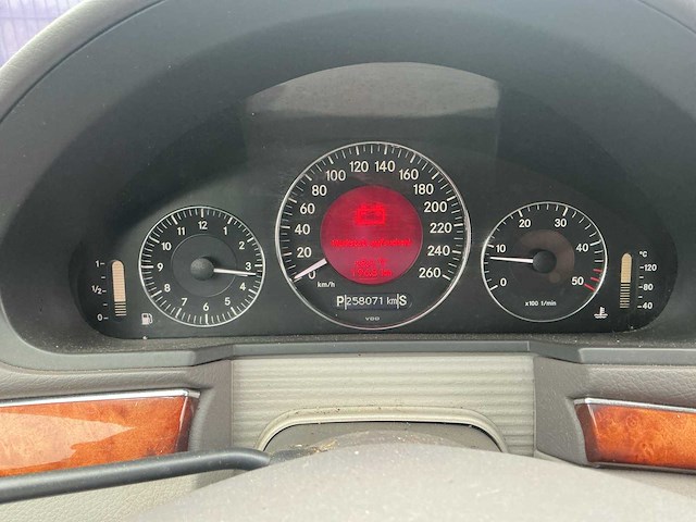 2003 - mercedes-benz e 220 cdi - bedrijfswagen - afbeelding 5 van  14