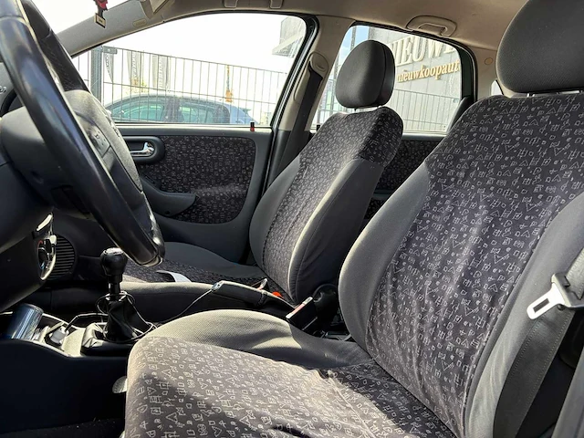 2003 - opel - corsa - 1.2-16v elegance 59-lx-xk iaw - afbeelding 8 van  11
