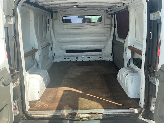 2003 - opel - vivaro - 1.9 di l1h1 - bedrijfswagen - afbeelding 8 van  12