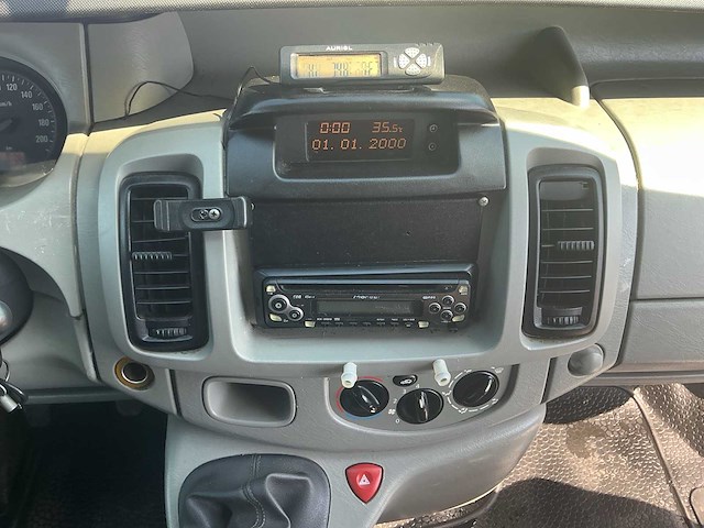 2003 - opel - vivaro - 1.9 di l1h1 - bedrijfswagen - afbeelding 12 van  12
