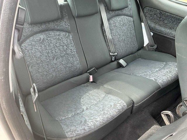 2003 - peugeot - 206 - 1.6-16v quiksilver - personenauto - afbeelding 8 van  11