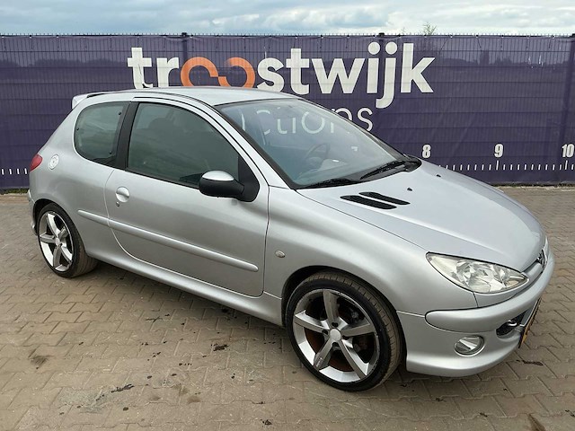 2003 - peugeot - 206 - 1.6-16v quiksilver - personenauto - afbeelding 4 van  11