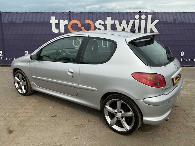 2003 - peugeot - 206 - 1.6-16v quiksilver - personenauto - afbeelding 5 van  11