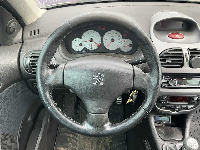 2003 - peugeot - 206 - 1.6-16v quiksilver - personenauto - afbeelding 11 van  11