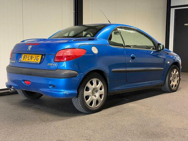 2003 - peugeot - 206 cc - 1.6-16v 81-ln-jg iaw - afbeelding 4 van  17