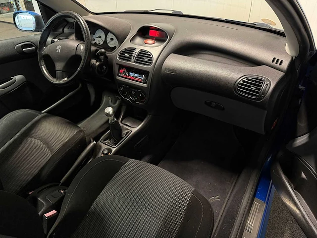 2003 - peugeot - 206 cc - 1.6-16v 81-ln-jg iaw - afbeelding 9 van  17