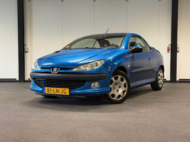 2003 - peugeot - 206 cc - 1.6-16v 81-ln-jg iaw - afbeelding 1 van  17